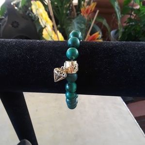 Pulsera de semillas hecha por budiste